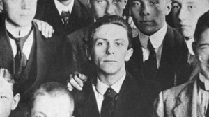 Hitler és ördögi köre 1. évad Ep.2 2. epizód