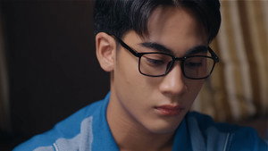 ขอฟังอีกครั้งเพลงรักของเธอ kép