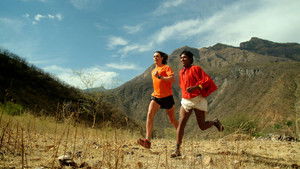 Run Free: The True Story of Caballo Blanco háttérkép