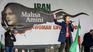 Femme, vie, liberté : Une révolution iranienne háttérkép