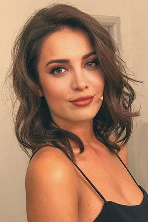 İrem Sak profil kép