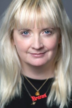 Brona C. Titley profil kép
