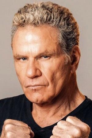 Martin Kove profil kép