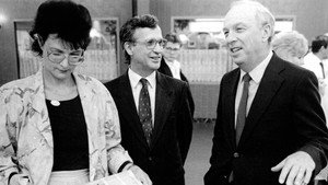 L'histoire des trois háttérkép