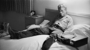James Dean : le nouvel homme háttérkép