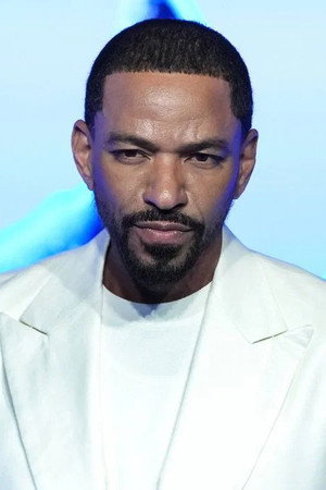 Laz Alonso profil kép