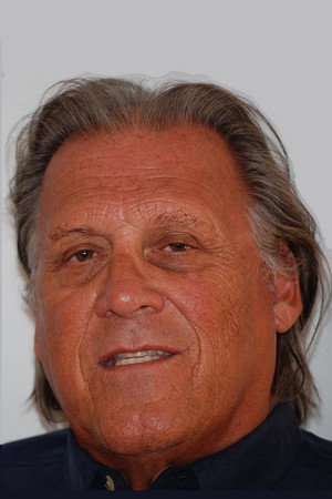 Gene Hartline profil kép
