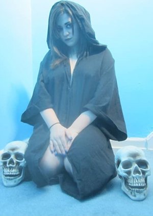Housewitch poszter