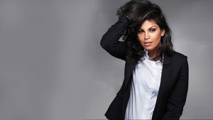 Nawell Madani – C’est moi la plus belge! háttérkép