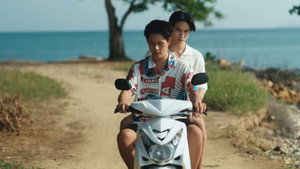 ผมเจอเจ้าชายบนชายหาด kép