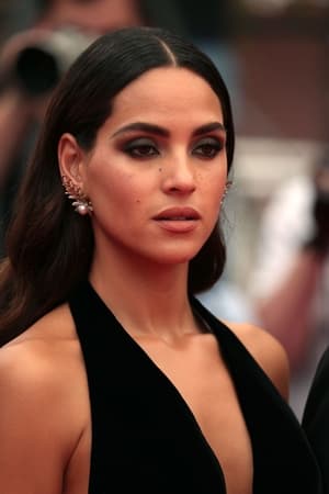 Adria Arjona profil kép