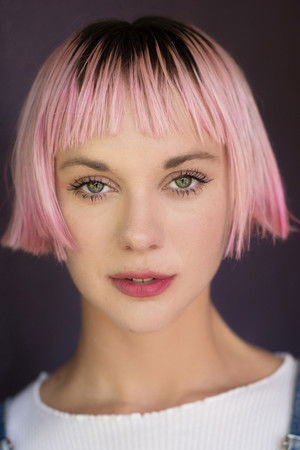 /2mnjyCbVrupUbIkDX902kzkPzf6.jpg