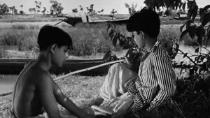 বাড়ী থেকে পালিয়ে háttérkép