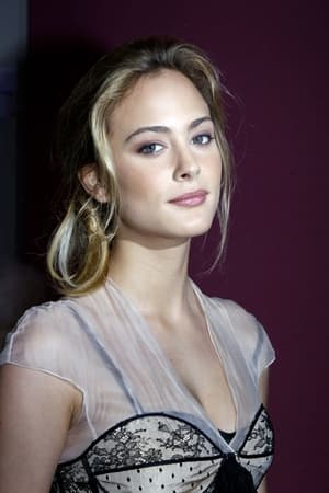 Nora Arnezeder profil kép