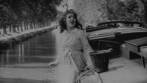 La Fille de l'eau háttérkép