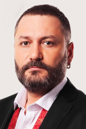 Hüsnü Şenlendirici profil kép