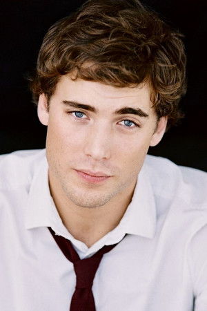 Dustin Milligan profil kép