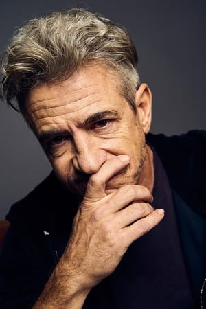 Dermot Mulroney profil kép