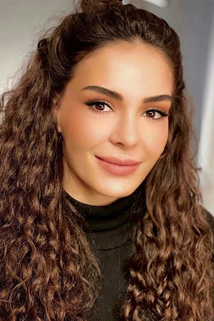 Ebru Şahin profil kép