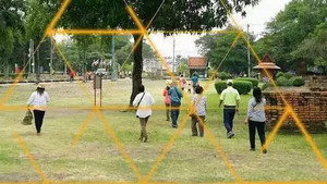 9 วัด สู่สวรรค์ háttérkép