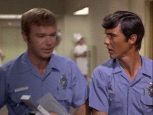 Adam-12 5. évad Ep.4 4. epizód
