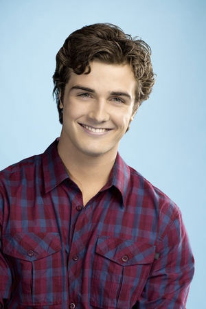 Beau Mirchoff profil kép