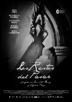 Los restos del pasar poszter