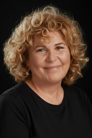 Gül Onat profil kép