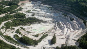 Le lithium en Europe, l'exploitation du futur ? háttérkép