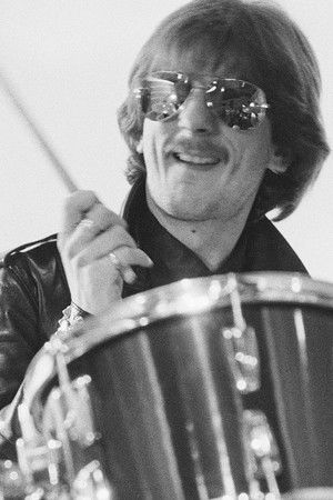 Dave Holland profil kép