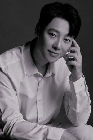 Kim Dong-wook profil kép