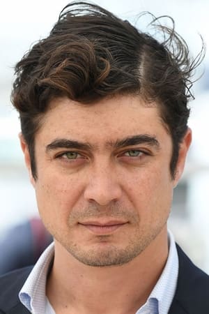 Riccardo Scamarcio profil kép