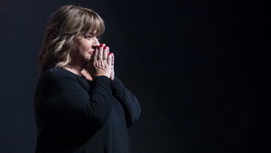 Lise Dion : Chu rendue là háttérkép