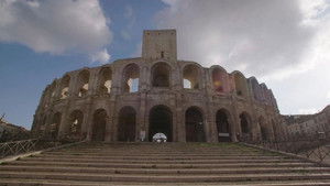 Arles, au cœur de la cité antique háttérkép