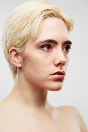 Zoë Vnak profil kép