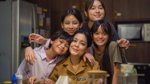 Yang Lain Boleh Hilang Asal Kau Jangan háttérkép