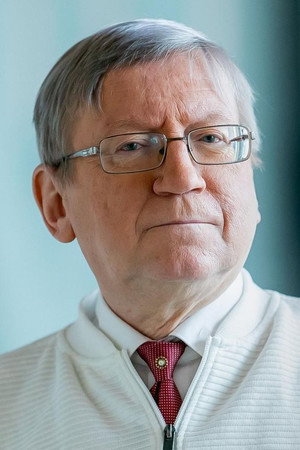 Linnar Priimägi profil kép