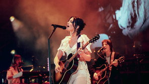 Apple Music Live: Gracie Abrams háttérkép