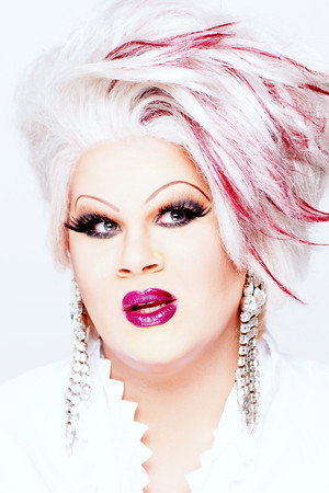 Nina West profil kép