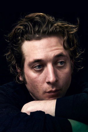 Jeremy Allen White profil kép