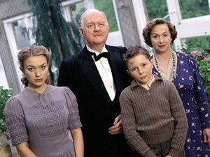 Foyle háborúja Season 1 Ep.3 Lecke gyilkosságból