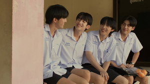 ต้นส้มอยู่บ้านเขา แต่ผลส้มหล่นมาบ้านเราตลอดเลย kép