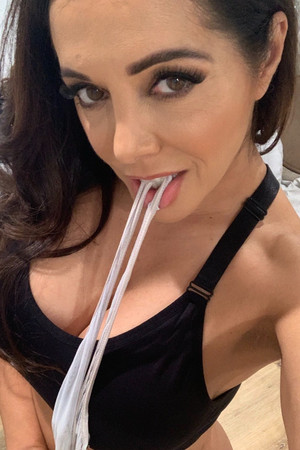 Francesca Le profil kép