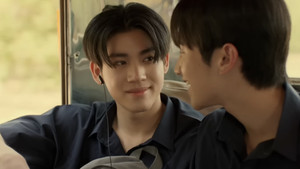 ต้นส้มอยู่บ้านเขา แต่ผลส้มหล่นมาบ้านเราตลอดเลย kép