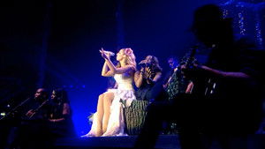 Leona Lewis - The Labyrinth Tour háttérkép