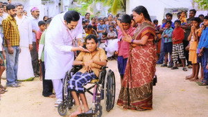 ఆదిత్య (క్రియేటివ్ జినియస్) háttérkép