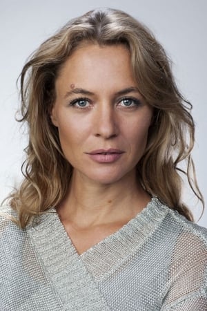 Julia Thurnau