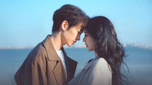 着迷 kép