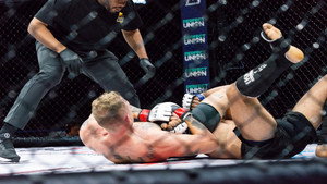 Urijah Faber's A1 Combat 21: Faber vs. Glover háttérkép