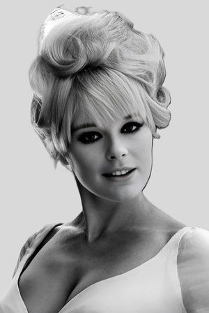 Elke Sommer profil kép
